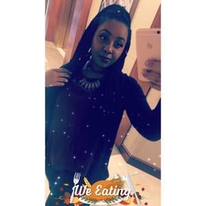 Meet your Posher, Alyce